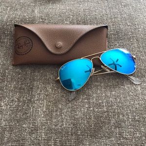 Ray•Ban Aviator Sunglasses🕶
